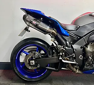 Used 2014 Yamaha R1 Super Sports Blue - Interior and Exterior details 4