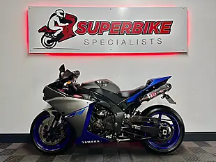 Used 2014 Yamaha R1 Super Sports Blue - Interior and Exterior details 7