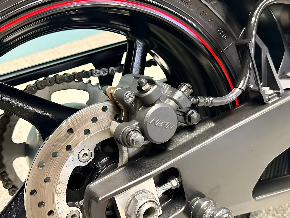 Used 2014 Yamaha R1 Yzf Super Sports Grey - Interior and Exterior details 14