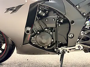 Used 2014 Yamaha R1 Yzf Super Sports Grey - Interior and Exterior details 17