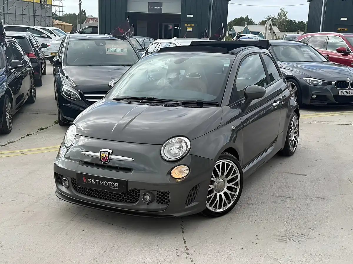 Used 2015 Abarth 595C Turismo Grey - Interior and Exterior details 3