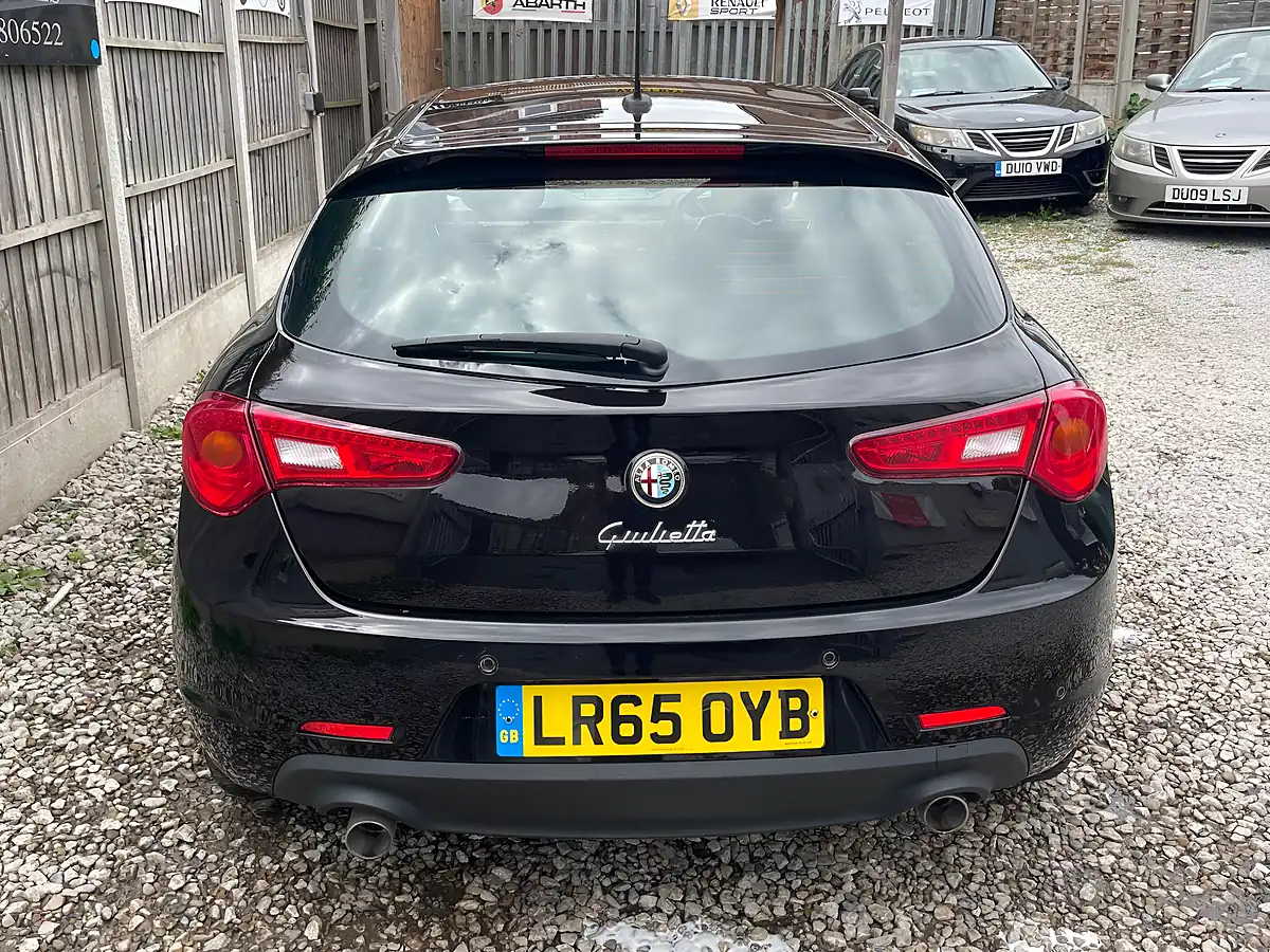 Used 2015 Alfa Romeo Giulietta Business Edition Black - Interior and Exterior details 8