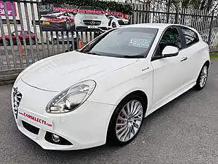 Used 2015 Alfa Romeo Giulietta Sportiva Nav White - Interior and Exterior details 3