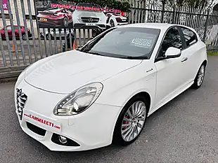 Used 2015 Alfa Romeo Giulietta Sportiva White - Interior and Exterior details 16