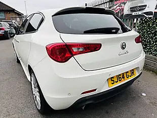 Used 2015 Alfa Romeo Giulietta Sportiva White - Interior and Exterior details 9