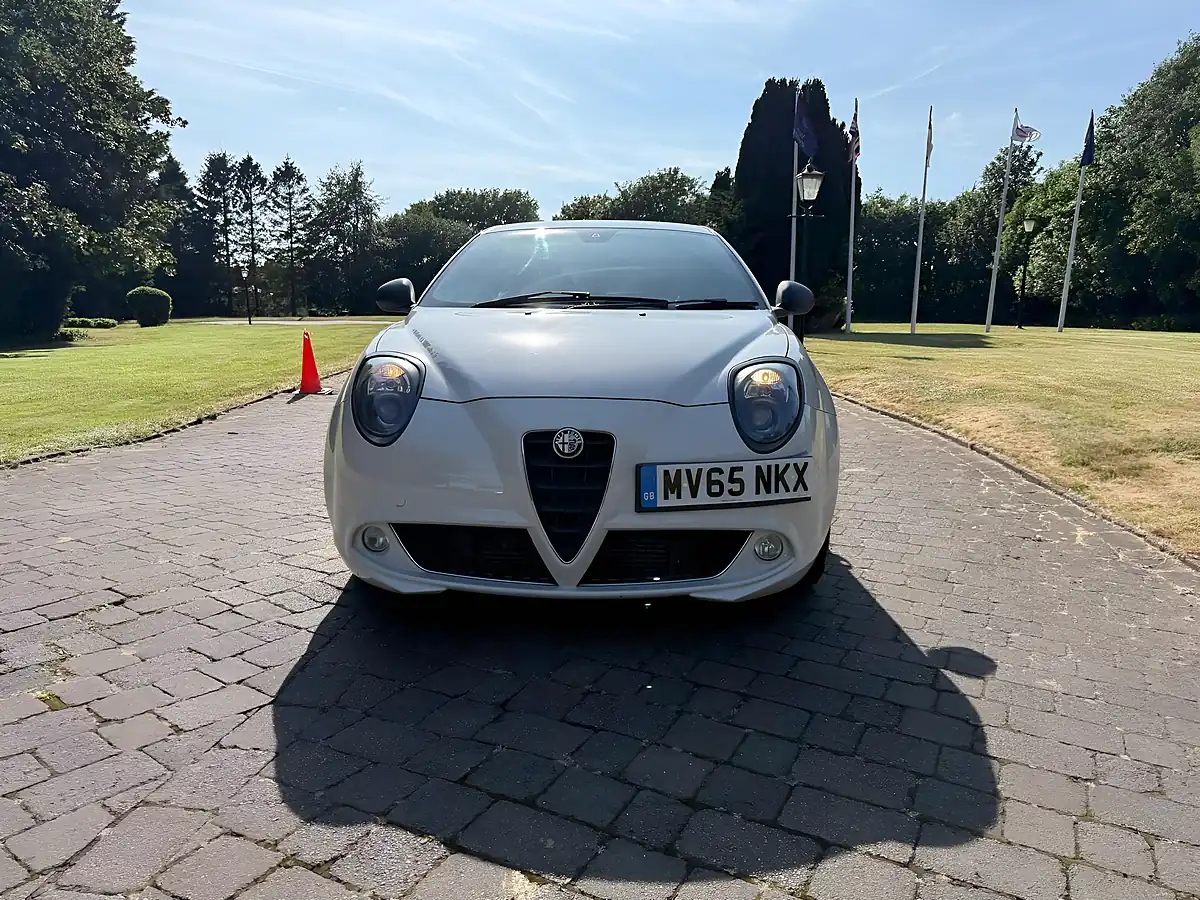 Used 2015 Alfa Romeo Mito Qv Line White - Interior and Exterior details 10