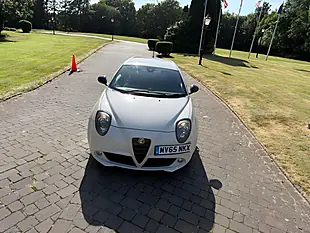 Used 2015 Alfa Romeo Mito Qv Line White - Interior and Exterior details 11
