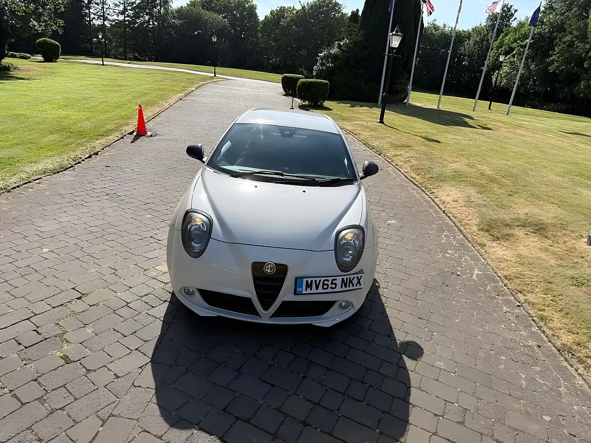 Used 2015 Alfa Romeo Mito Qv Line White - Interior and Exterior details 11