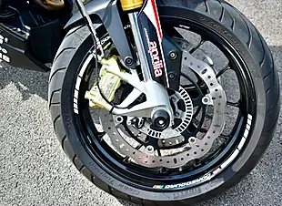 Used 2015 Aprilia Dorsoduro 750 Super Moto White - Interior and Exterior details 15