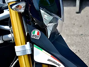 Used 2015 Aprilia Dorsoduro 750 Super Moto White - Interior and Exterior details 18