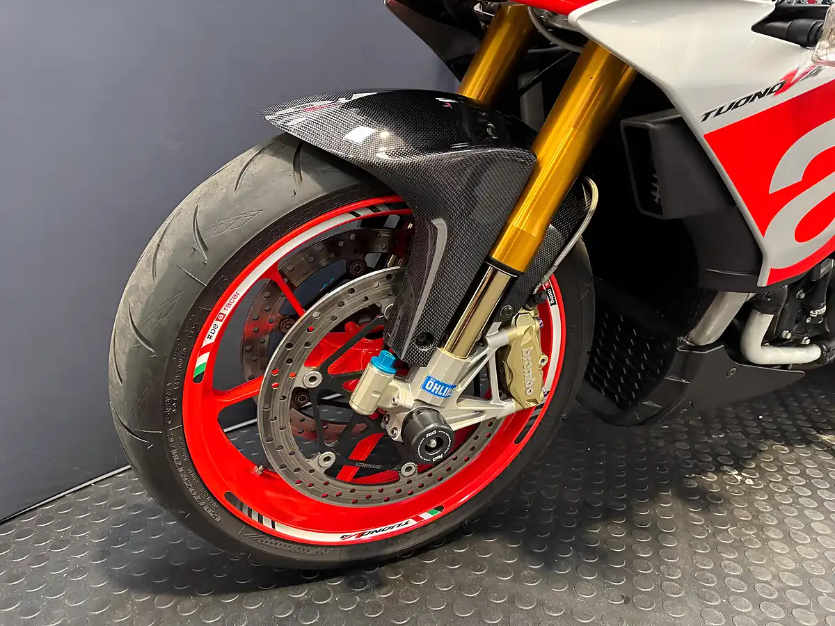 Used 2015 Aprilia Tuono - Interior and Exterior details 14