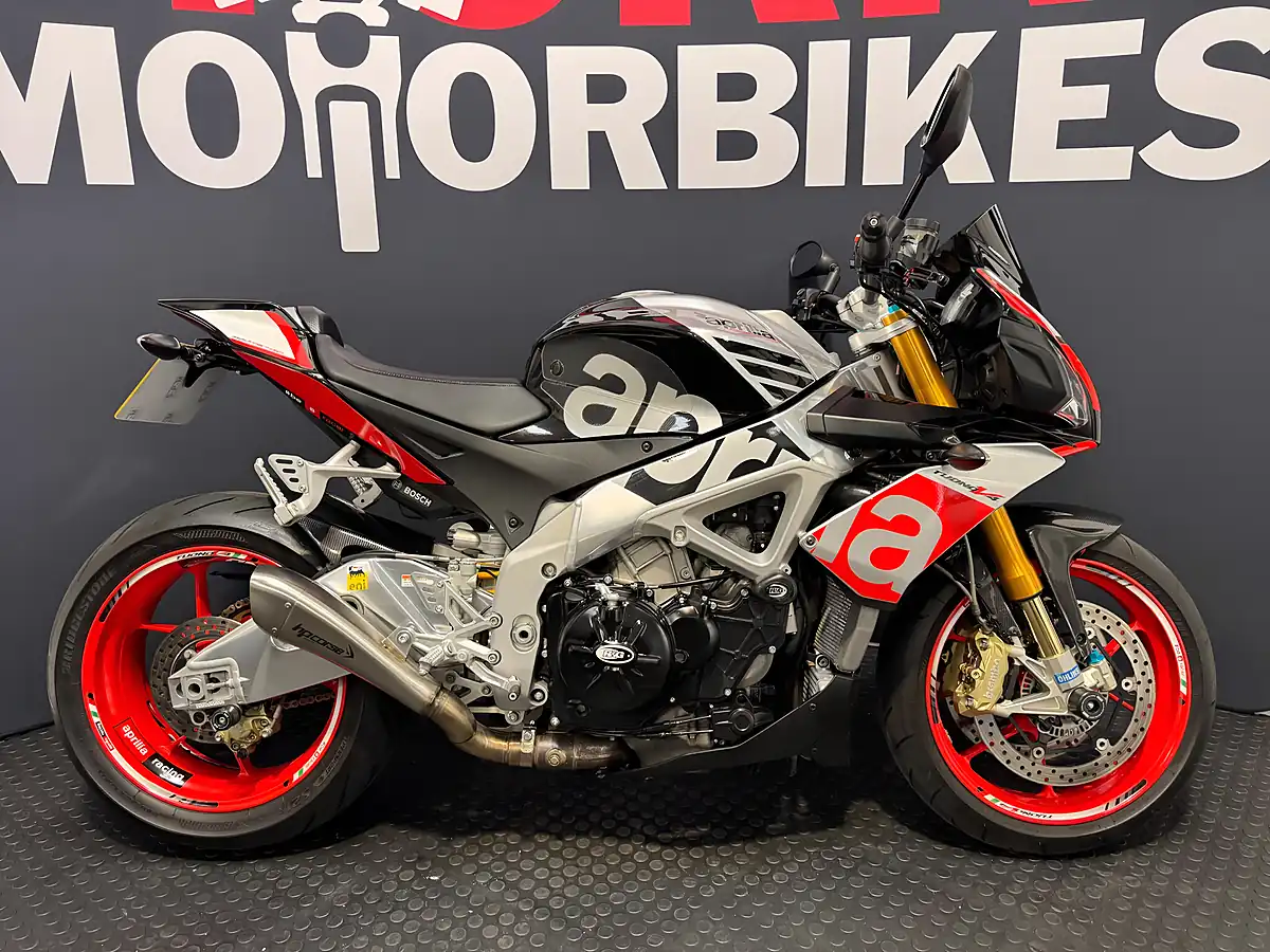 Used 2015 Aprilia Tuono - Interior and Exterior details 3