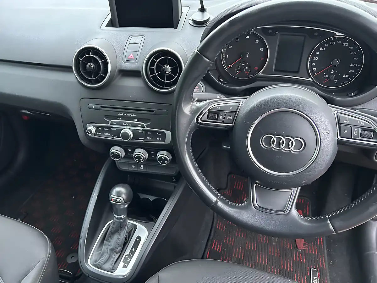 Used 2015 Audi A1 Red - Interior and Exterior details 8