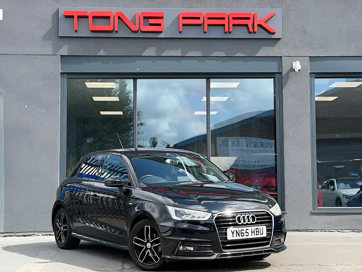 Used 2015 Audi A1 S Line Black - Front View