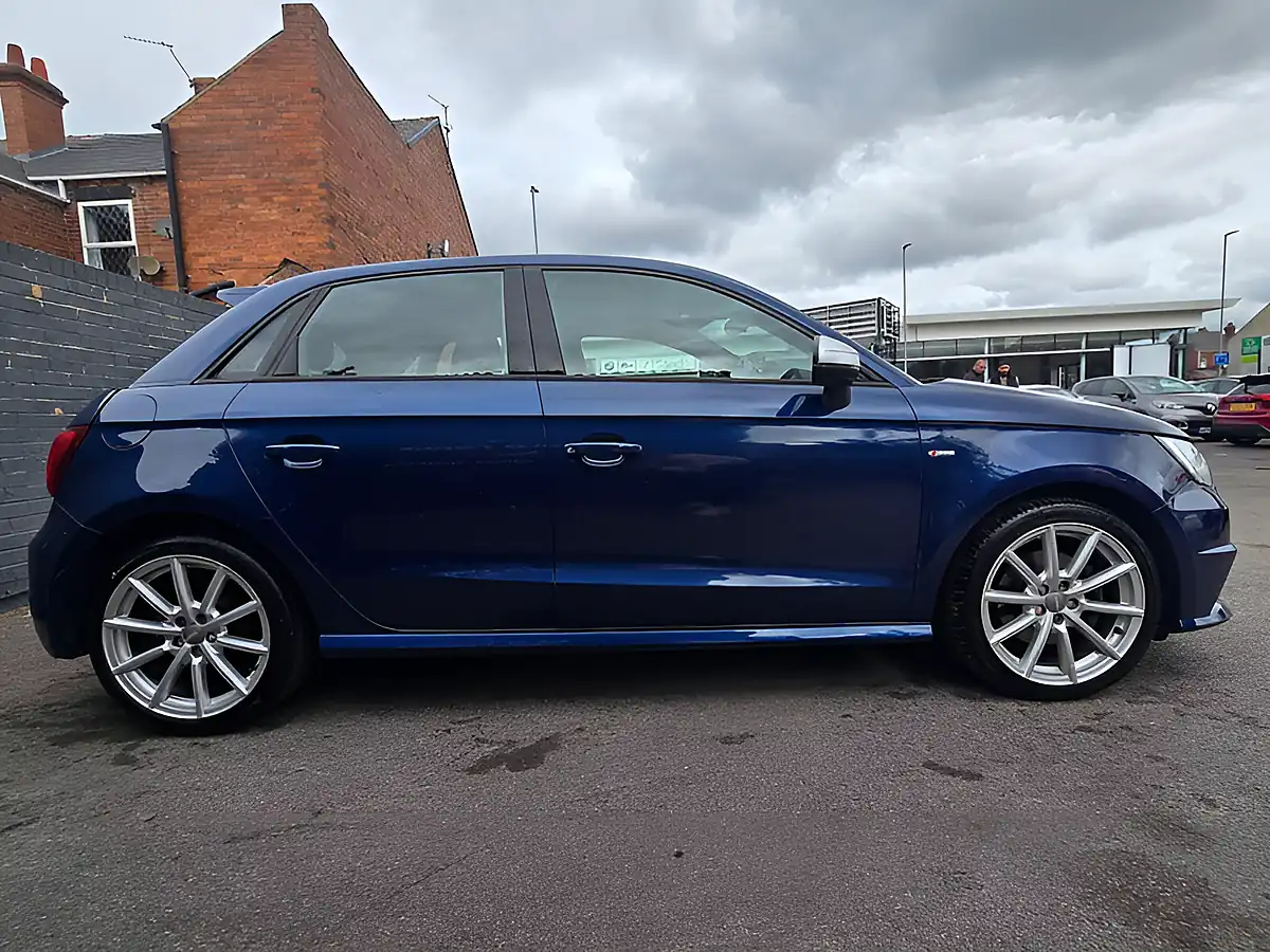 Used 2015 Audi A1 S Line Sportback Blue - Interior and Exterior details 7