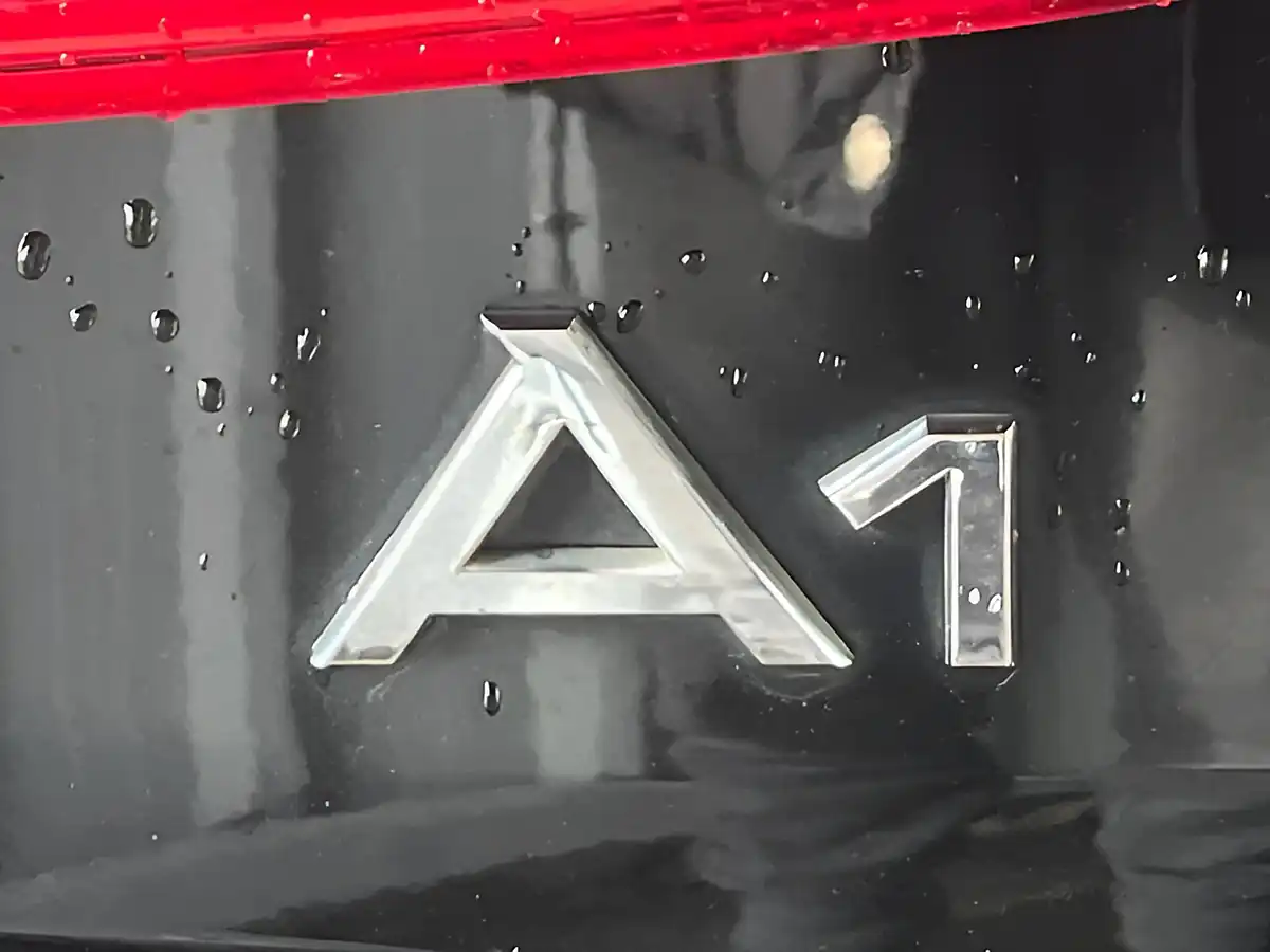 Used 2015 Audi A1 Se Black - Interior and Exterior details 17