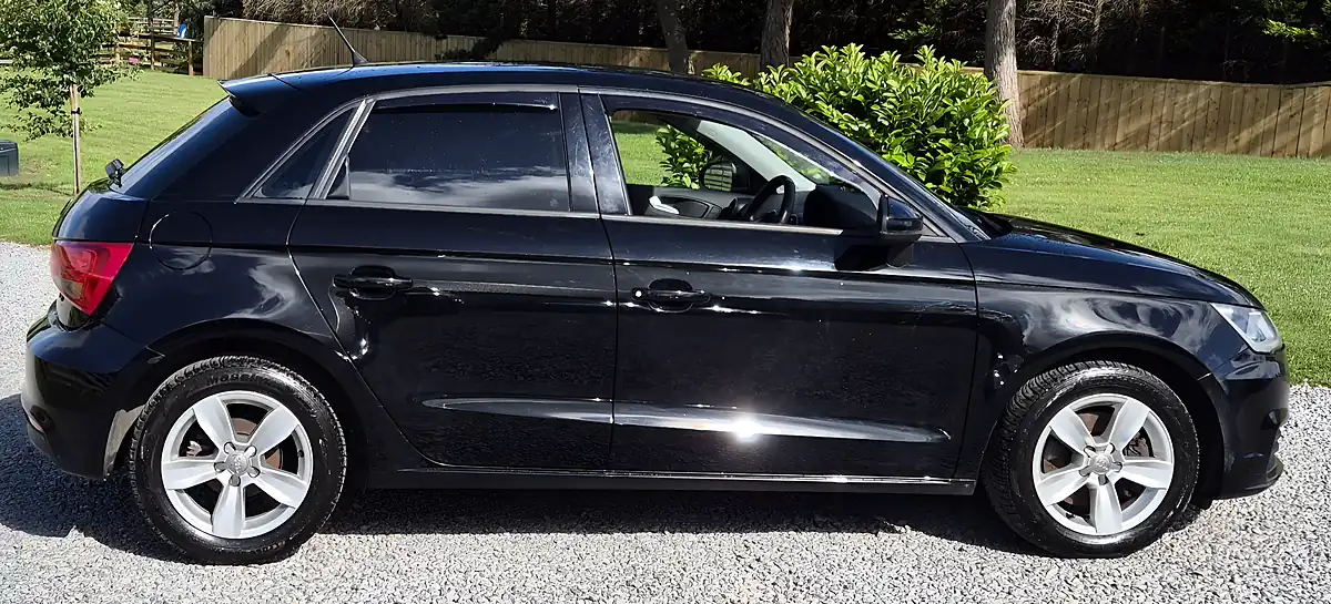 Used 2015 Audi A1 Se Black - Interior and Exterior details 3