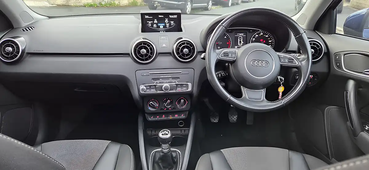 Used 2015 Audi A1 Sport Blue - Interior and Exterior details 19