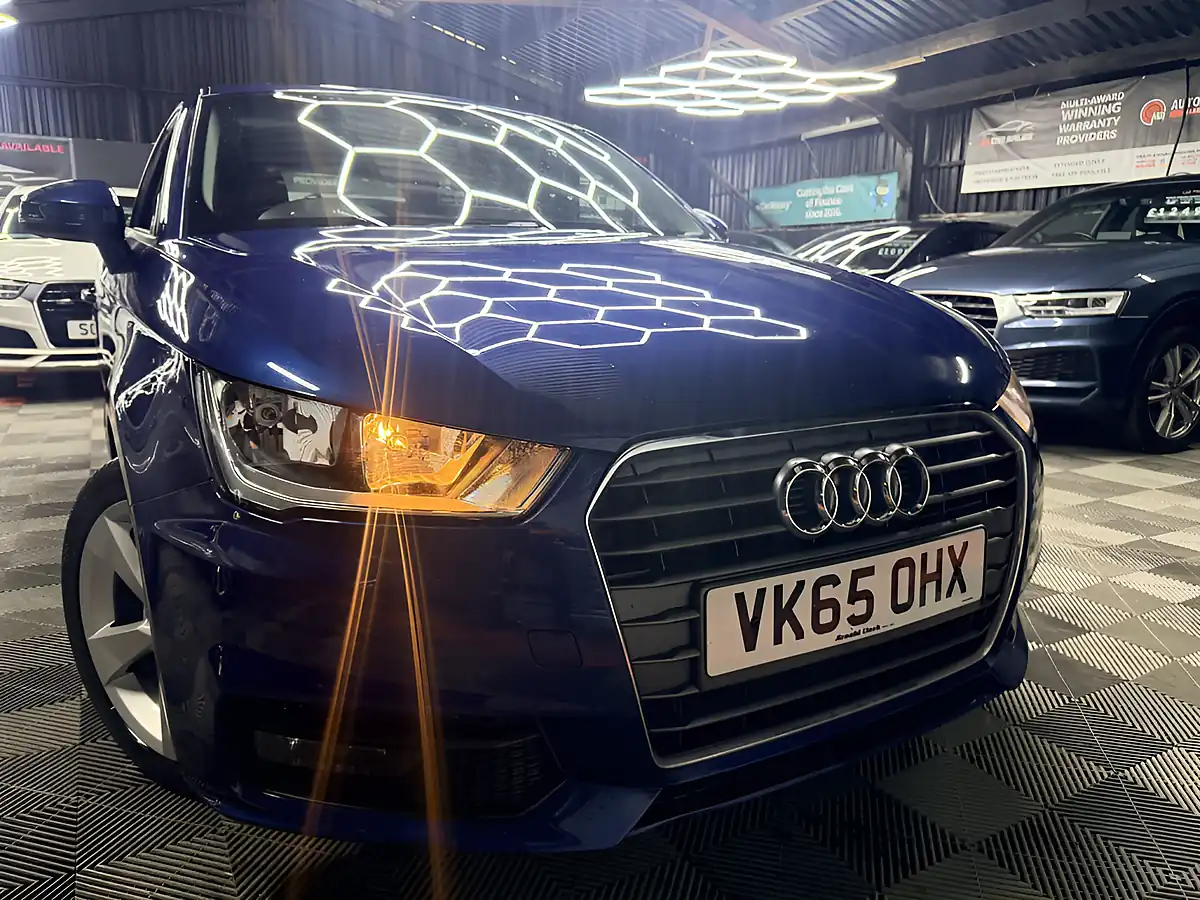 Used 2015 Audi A1 Sport Blue - Front View