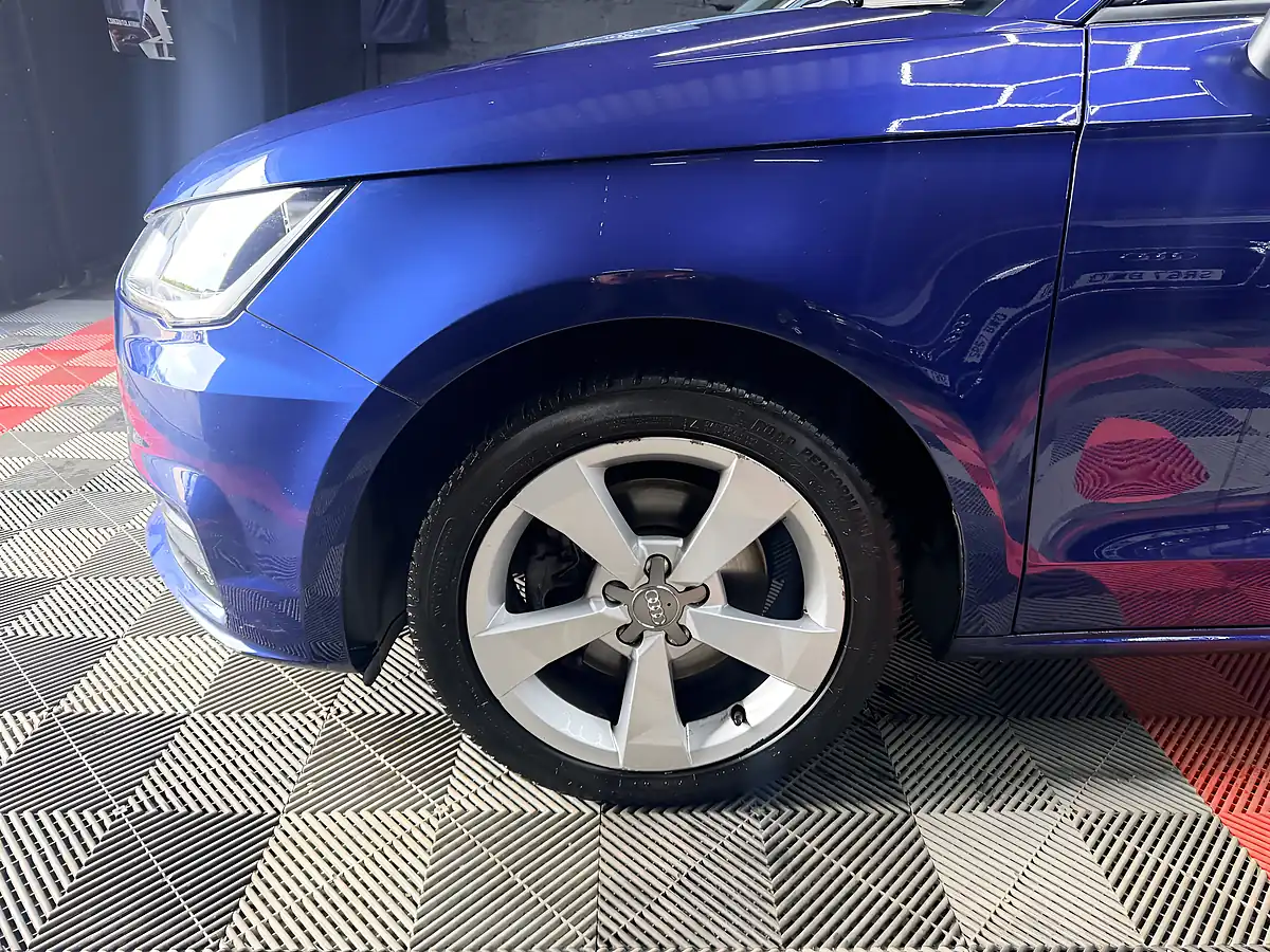 Used 2015 Audi A1 Sport Blue - Interior and Exterior details 17