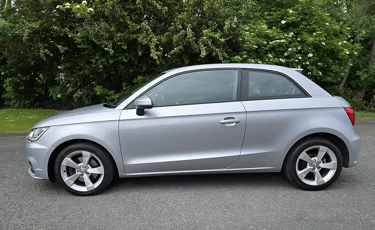 Used 2015 Audi A1 Sport Silver - Interior and Exterior details 6