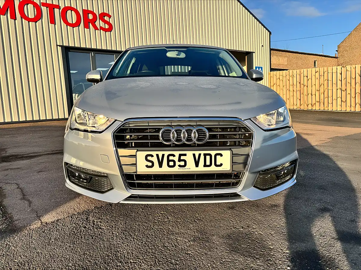 Used 2015 Audi A1 Sport Silver - Interior and Exterior details 4