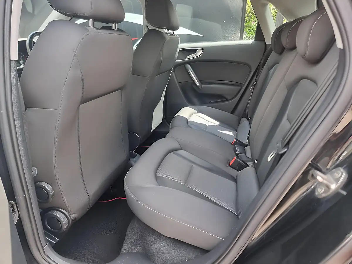 Used 2015 Audi A1 Sport Sportback Black - Interior and Exterior details 15