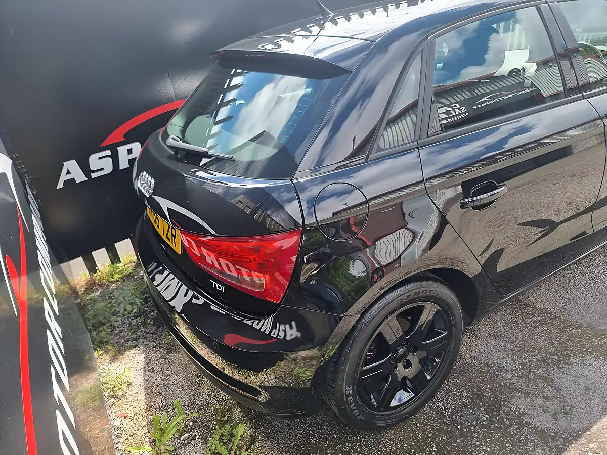 Used 2015 Audi A1 Sport Sportback Black - Interior and Exterior details 9