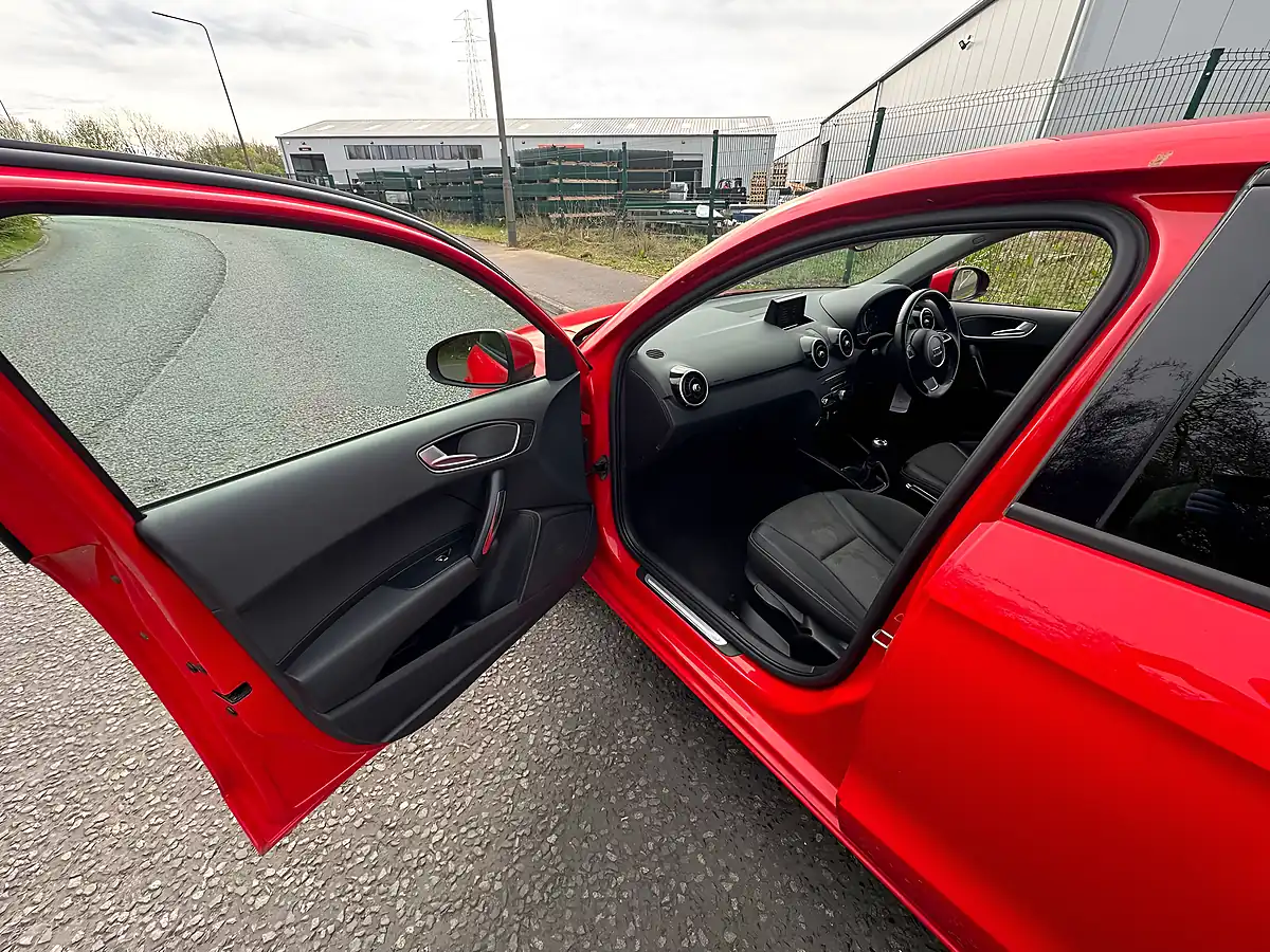 Used 2015 Audi A1 Sport Sportback Red - Interior and Exterior details 11