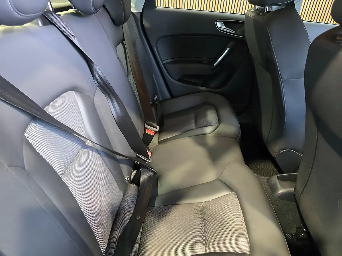 Used 2015 Audi A1 Sport White - Interior and Exterior details 12