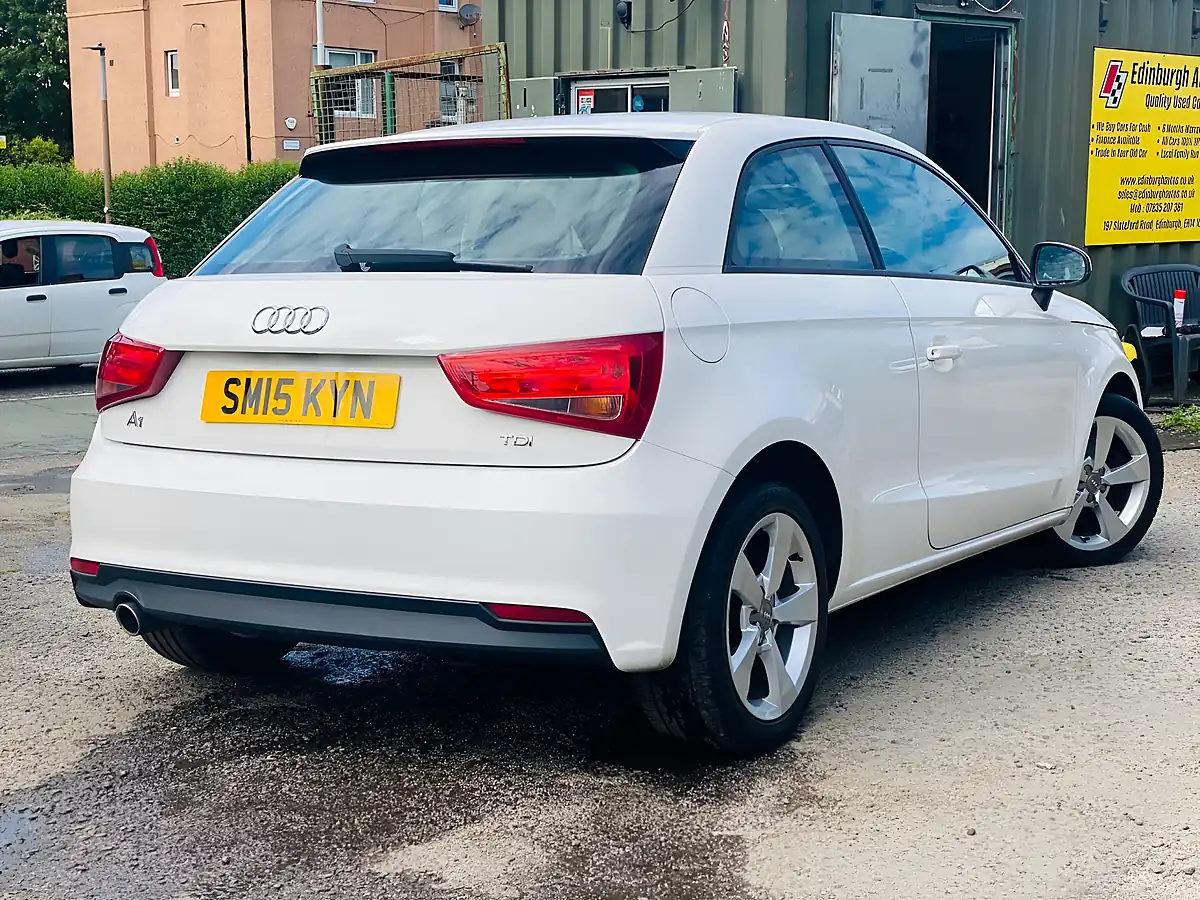 Used 2015 Audi A1 Sport White - Interior and Exterior details 7