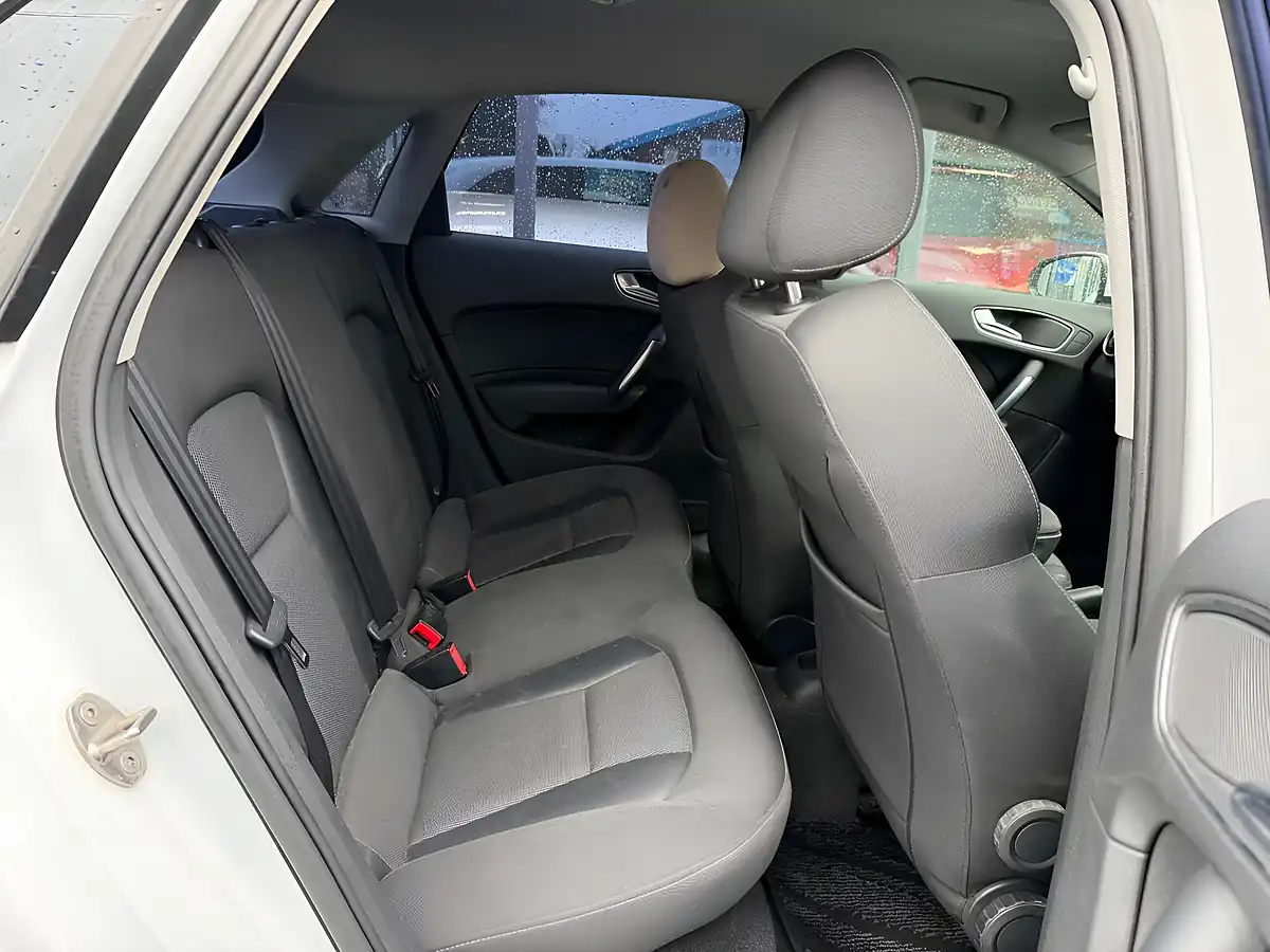 Used 2015 Audi A1 Sport White - Interior and Exterior details 17