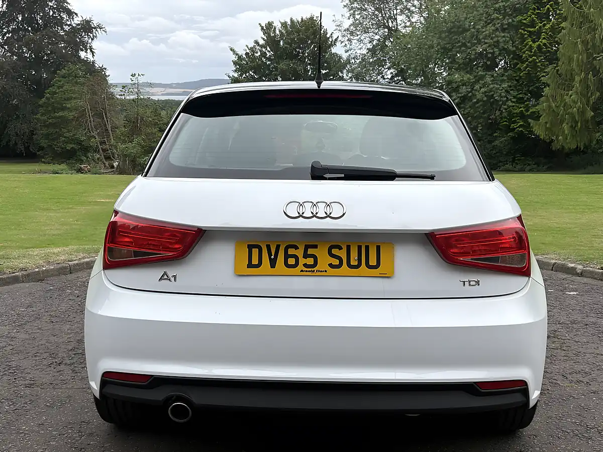 Used 2015 Audi A1 Sport White - Interior and Exterior details 17
