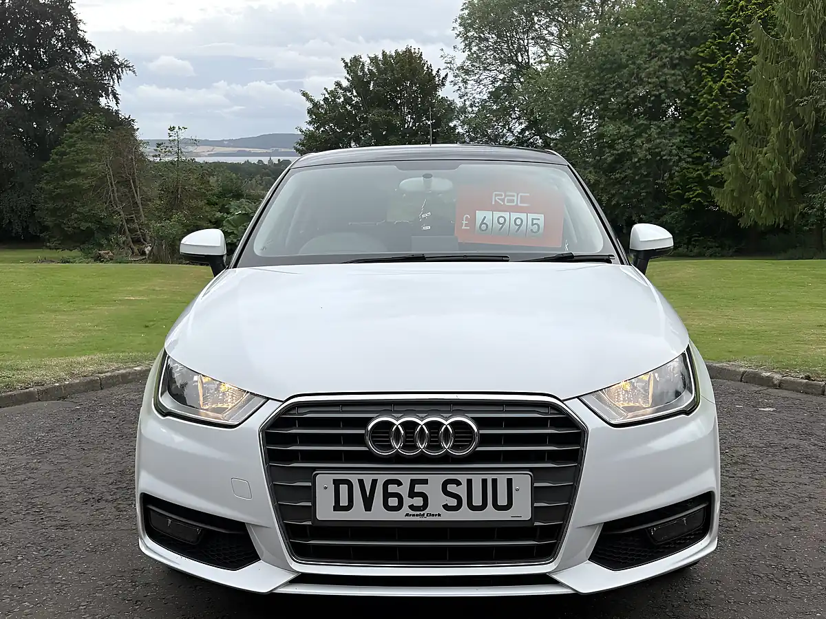 Used 2015 Audi A1 Sport White - Interior and Exterior details 20