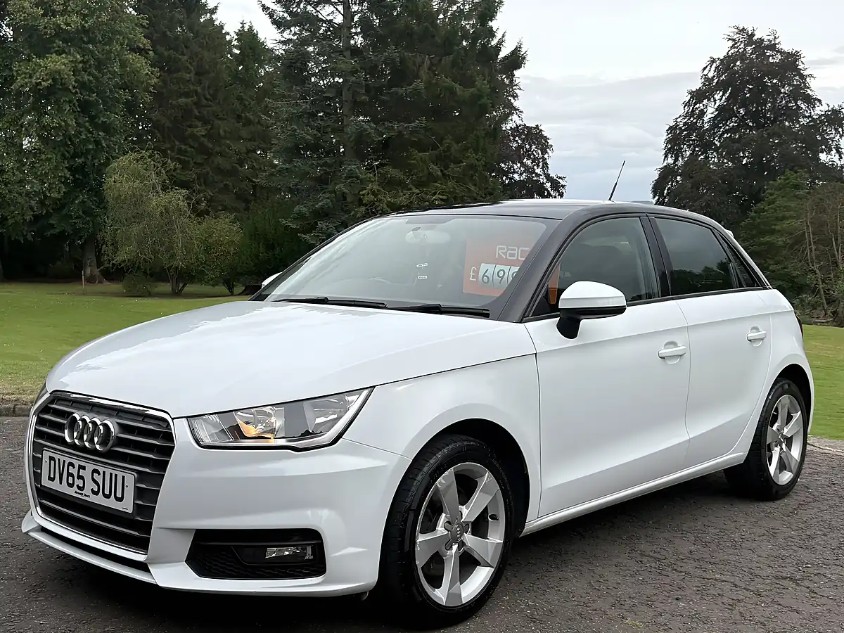 Used 2015 Audi A1 Sport White - Interior and Exterior details 4