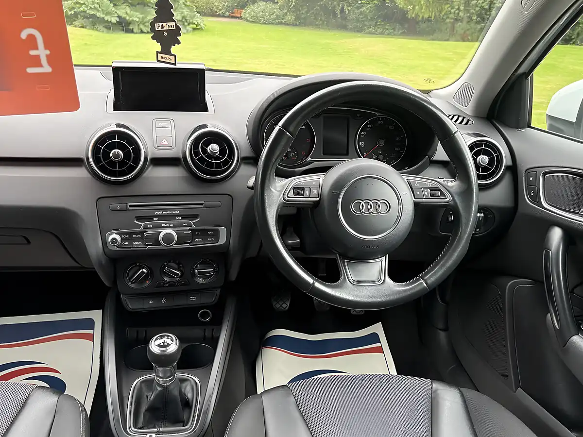 Used 2015 Audi A1 Sport White - Interior and Exterior details 8