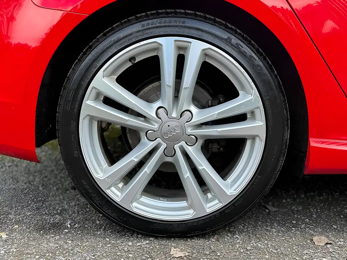Used 2015 Audi A3 S Line Red - Interior and Exterior details 19