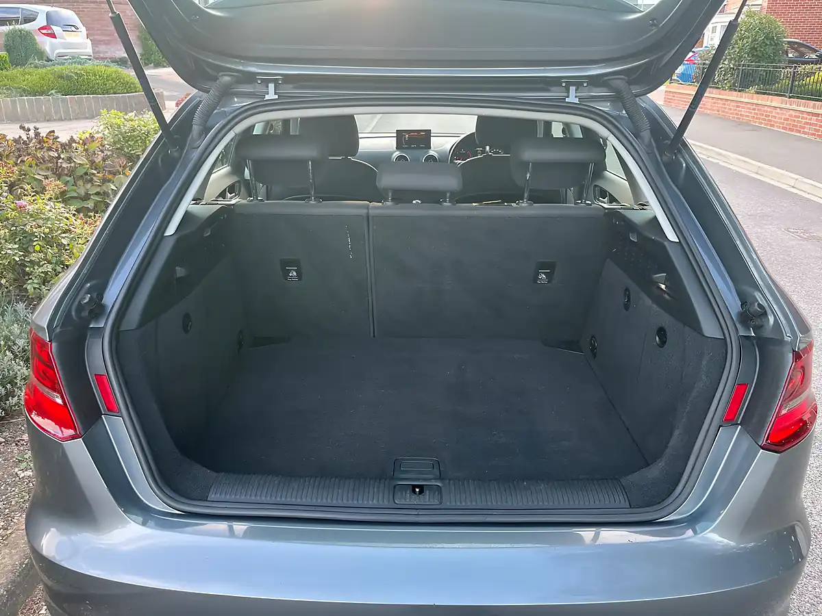 Used 2015 Audi A3 Se - Interior and Exterior details 19