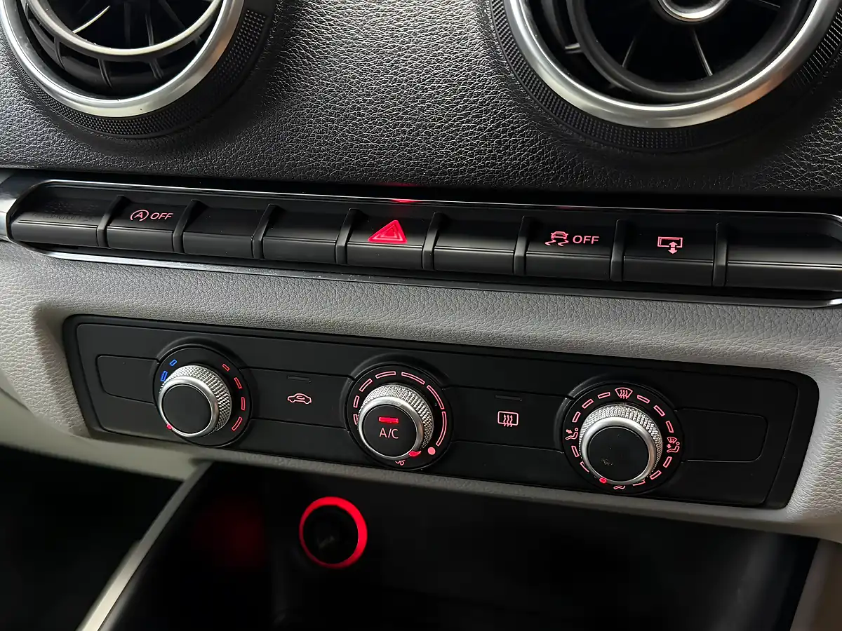 Used 2015 Audi A3 Se Sportback Black - Interior and Exterior details 12