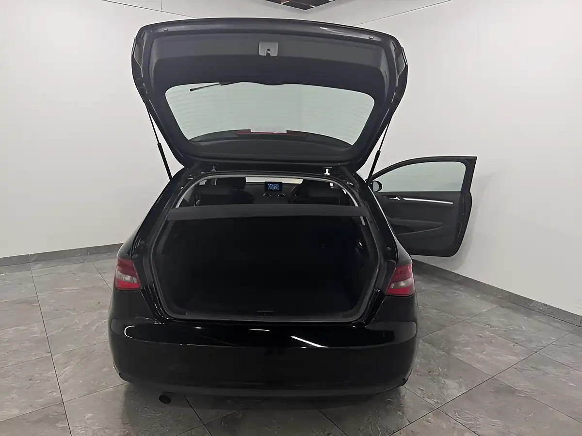 Used 2015 Audi A3 Se Technik Black - Interior and Exterior details 14