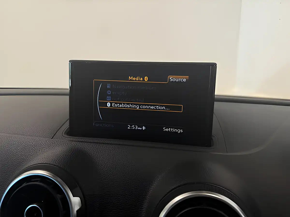Used 2015 Audi A3 Se Technik Black - Interior and Exterior details 17