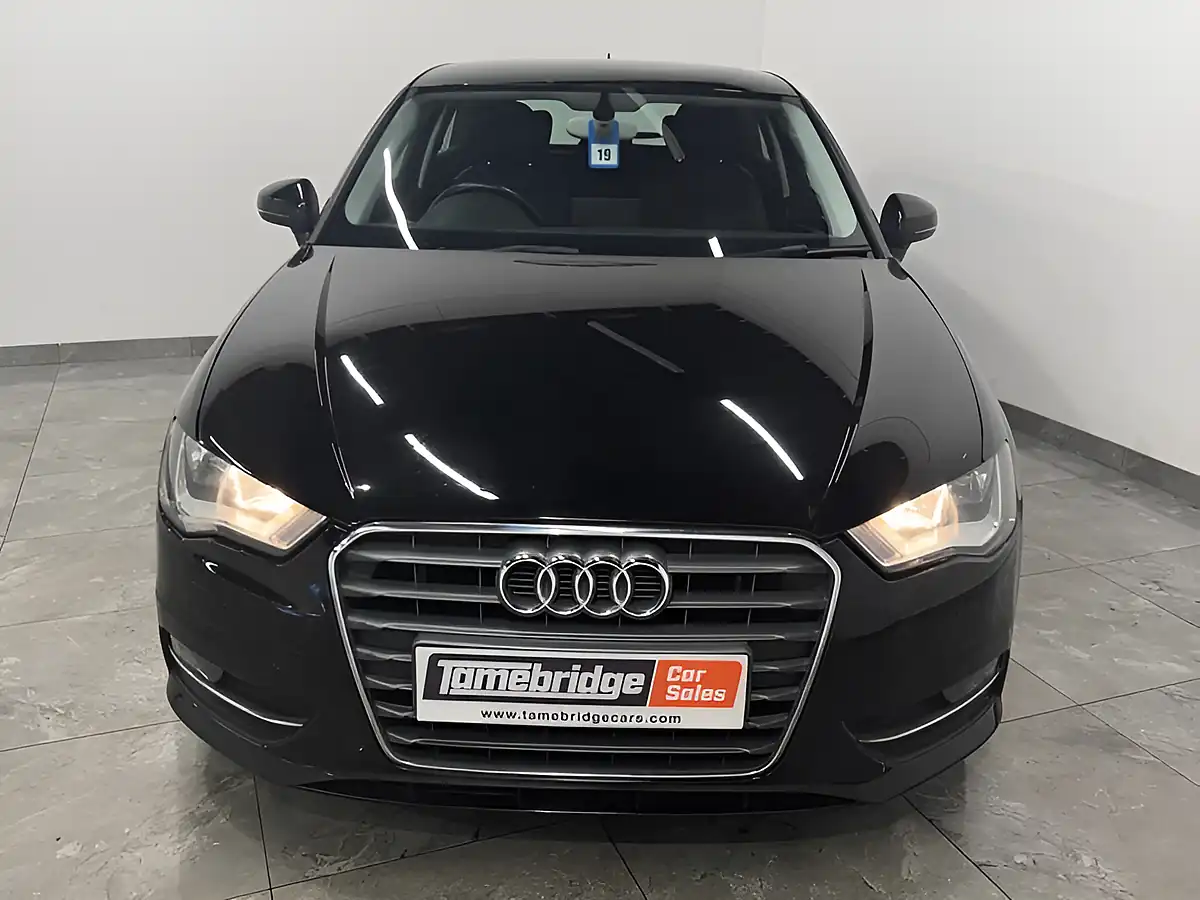 Used 2015 Audi A3 Se Technik Black - Interior and Exterior details 3
