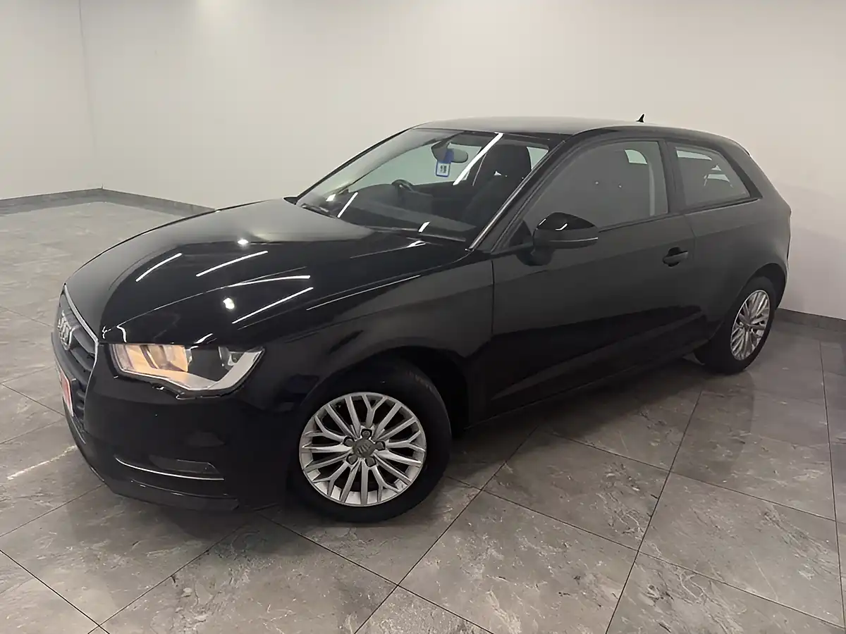Used 2015 Audi A3 Se Technik Black - Interior and Exterior details 4