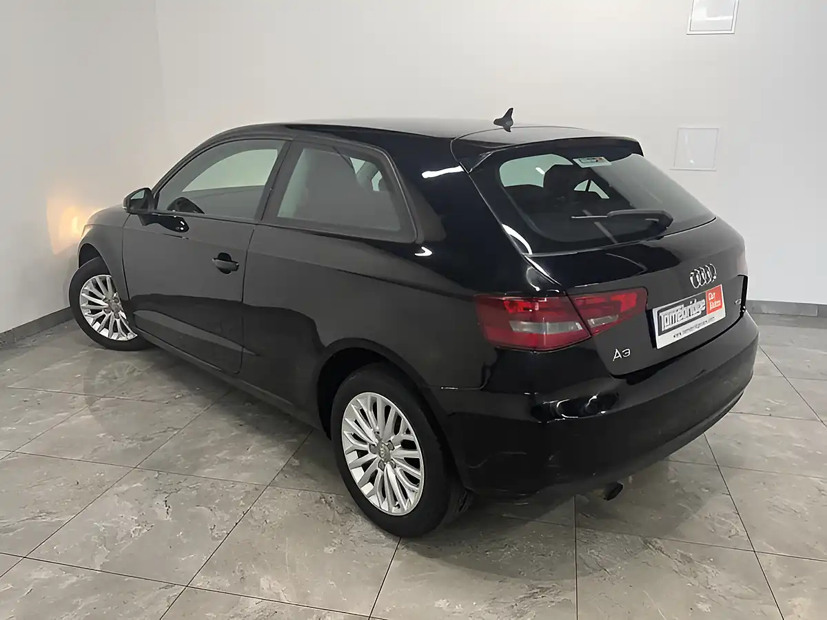 Used 2015 Audi A3 Se Technik Black - Interior and Exterior details 5