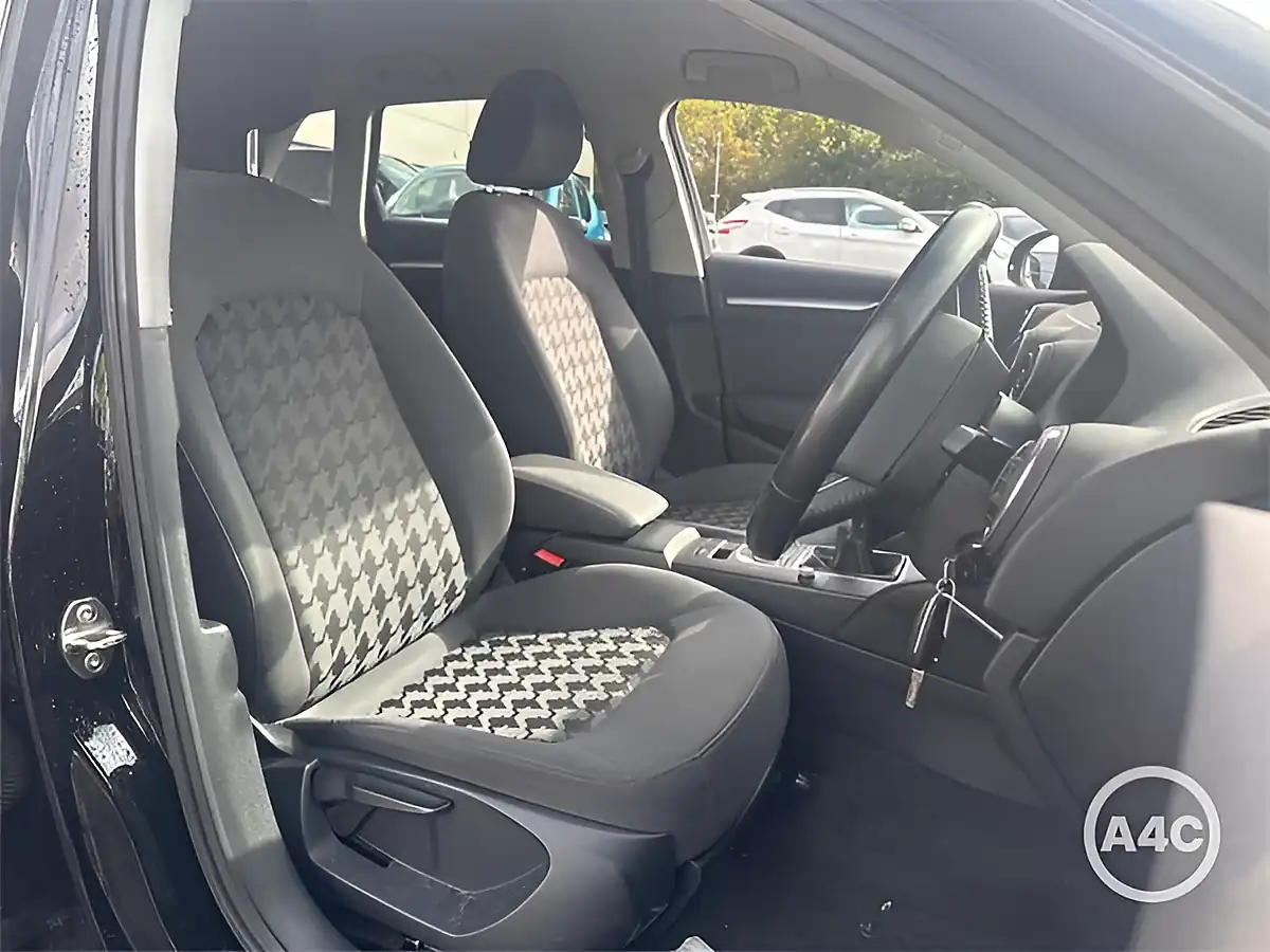 Used 2015 Audi A3 Se Technik Black - Interior and Exterior details 3
