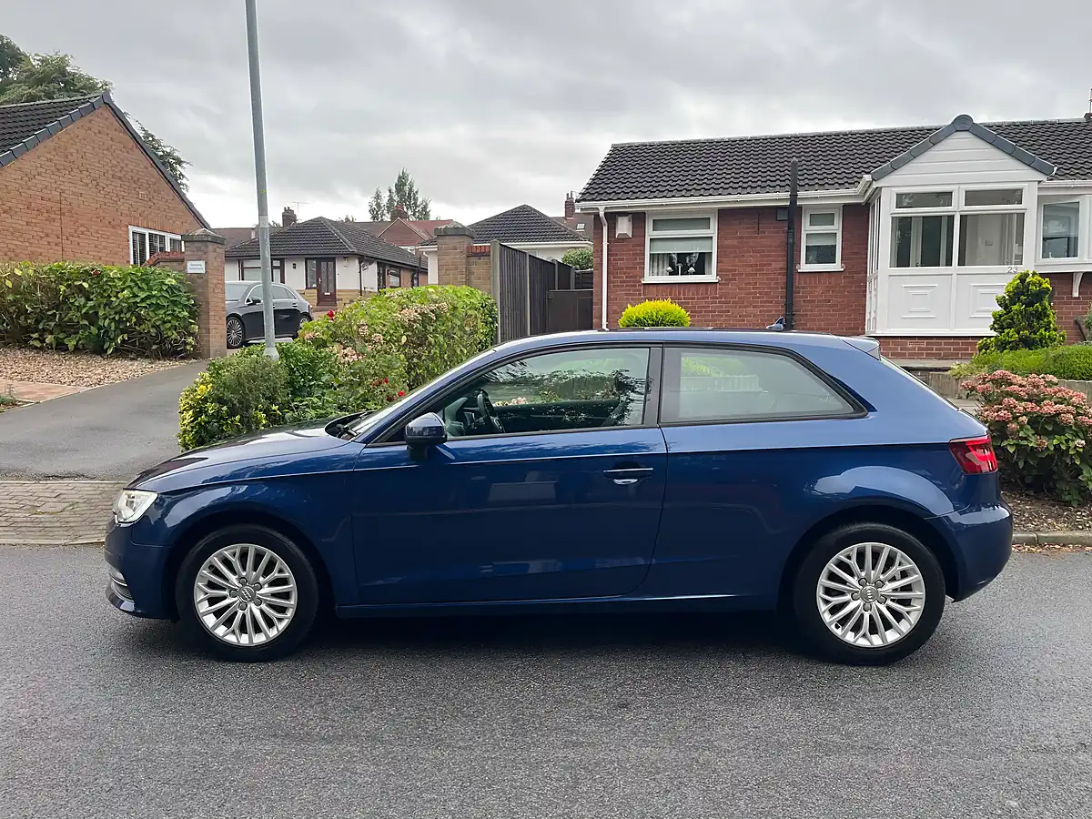 Used 2015 Audi A3 Se Technik - Interior and Exterior details 3
