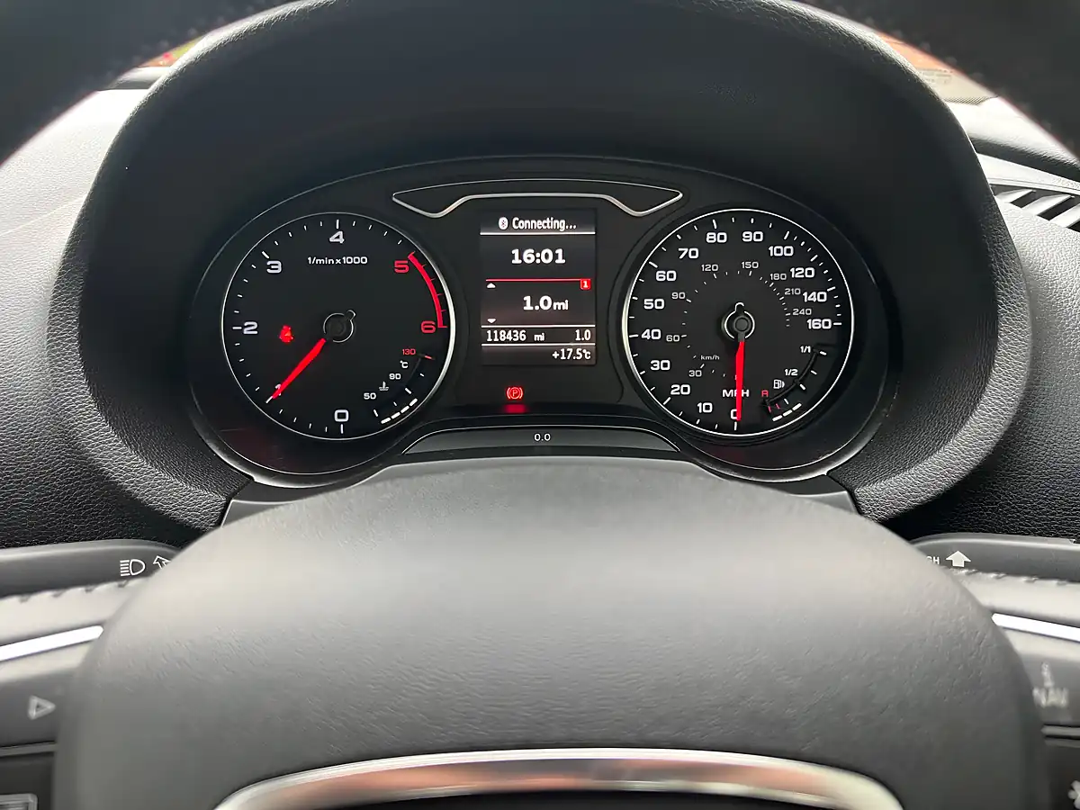 Used 2015 Audi A3 Se Technik - Interior and Exterior details 7