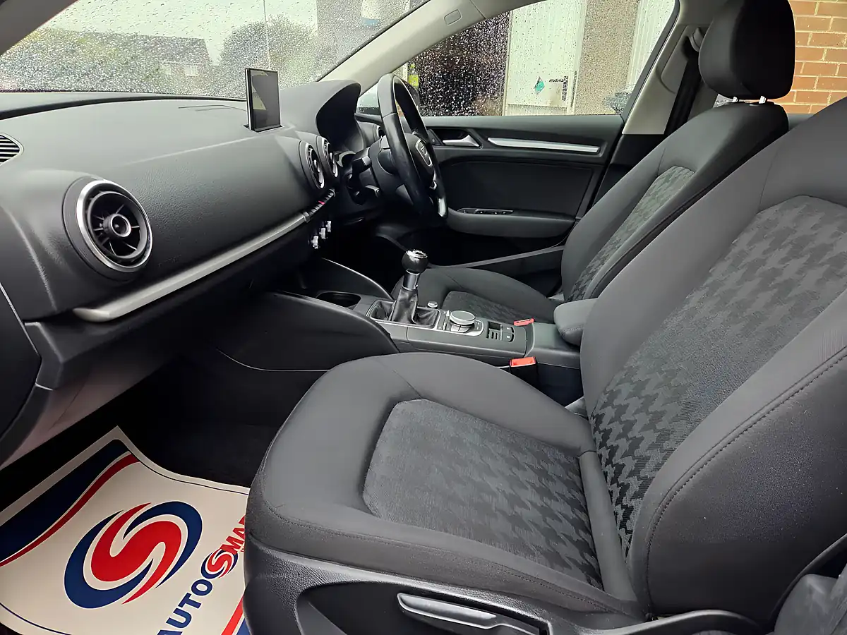 Used 2015 Audi A3 Se Technik Sportback Glacier White - Interior and Exterior details 17