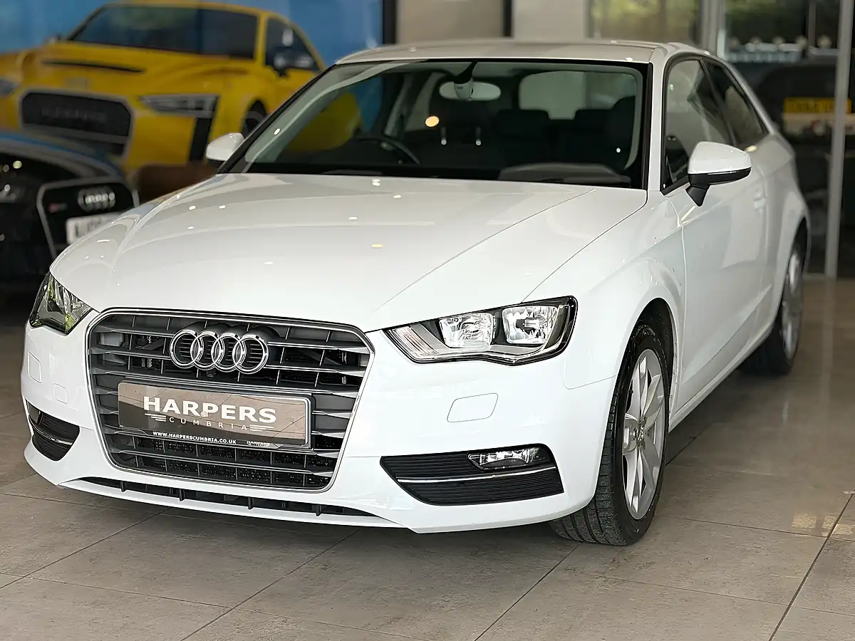 Used 2015 Audi A3 Se Technik White - Interior and Exterior details 3