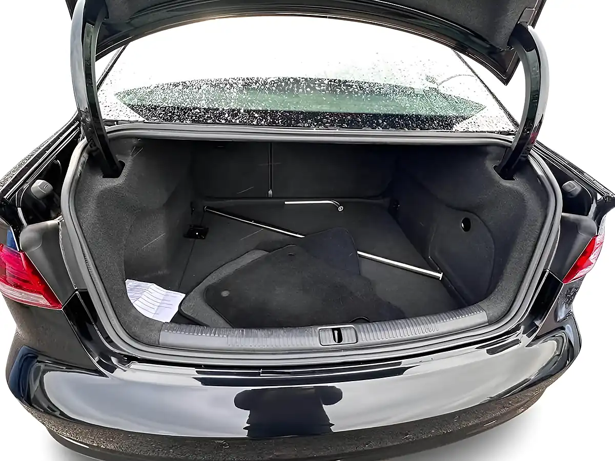 Used 2015 Audi A3 Sport Black - Interior and Exterior details 9